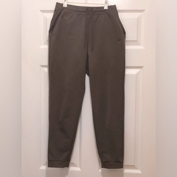 ☀️ Uniqlo Ultra Stretch Active Jogger Size Small - Picture 10 of 13